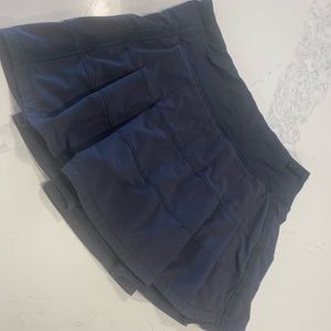 Lululemon Black Pace Rival Mid Rise Skirt!